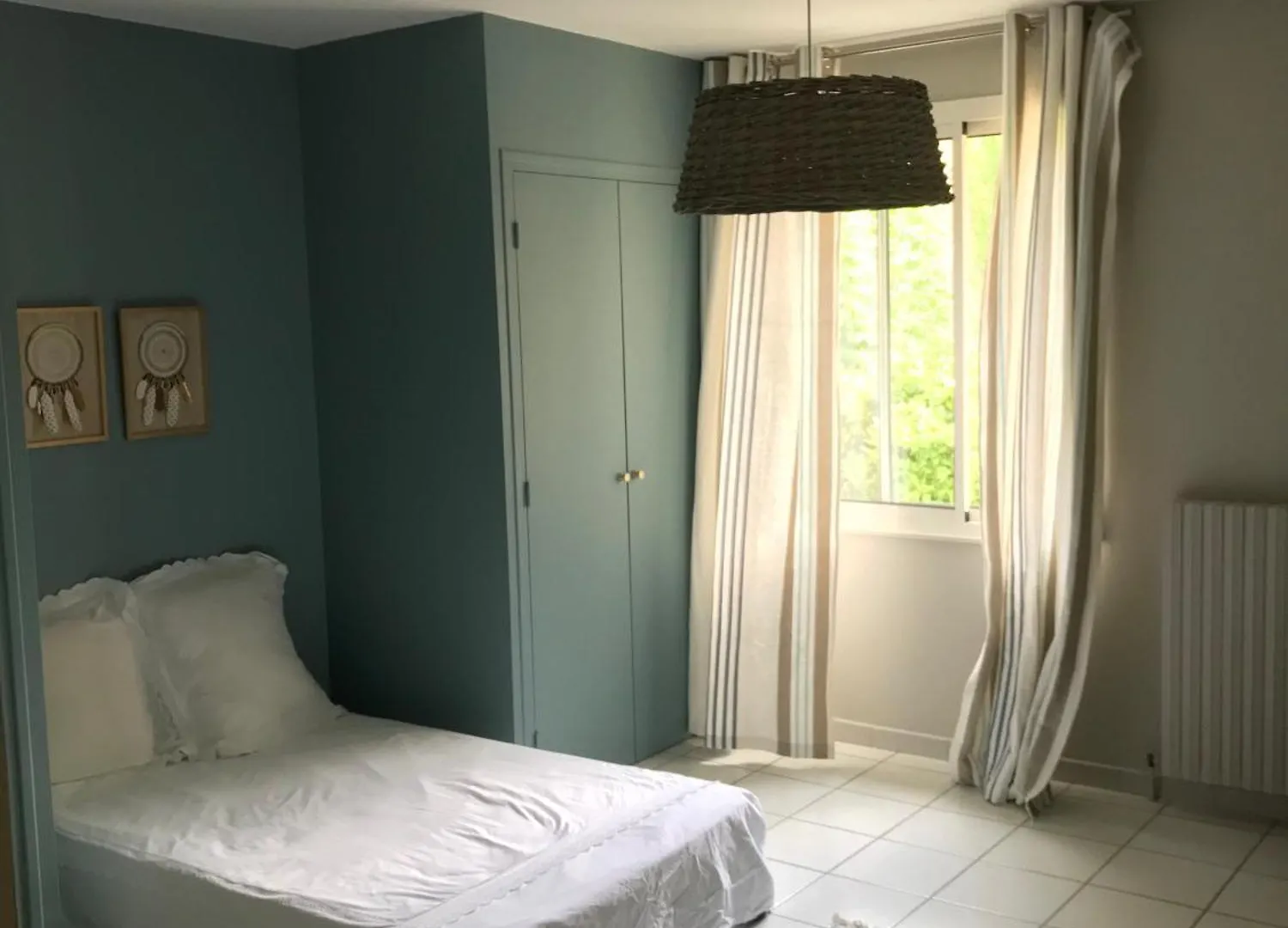 Thebertisa Villa Valreas 0*,  France